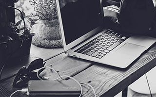 我只是点开云开体育页面，手机就出现异常提示，到这一步我才醒